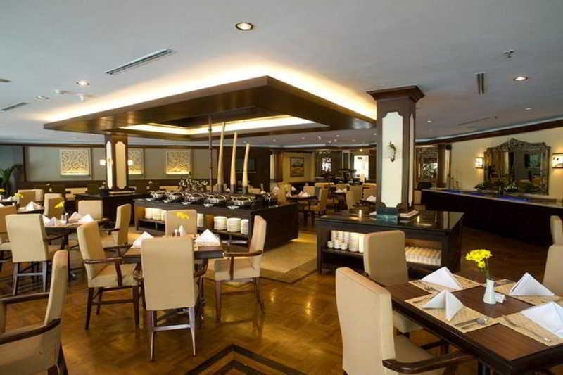 The Sunan Hotel Solo Exterior foto
